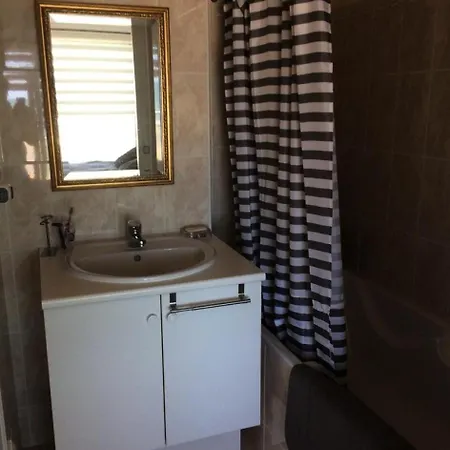 L'amiral B - Location De - -appartement Face Mae-1801